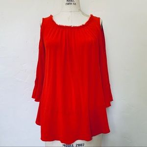 Cupio Cold Shoulder Top